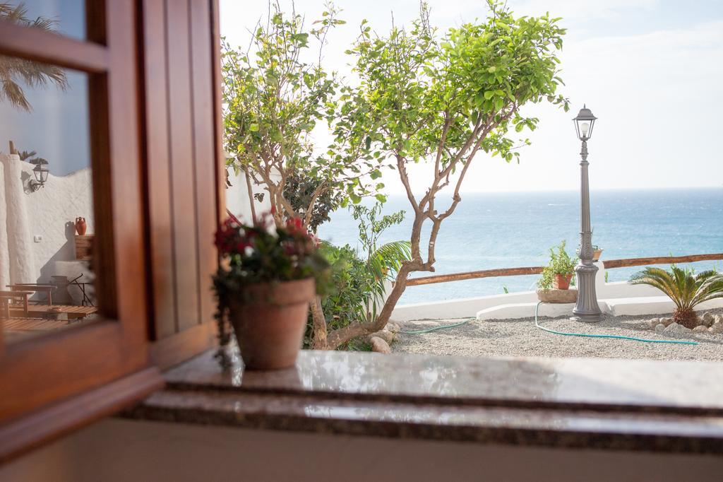 Lisca Bianca Tropea Bed & Breakfast Bagian luar foto
